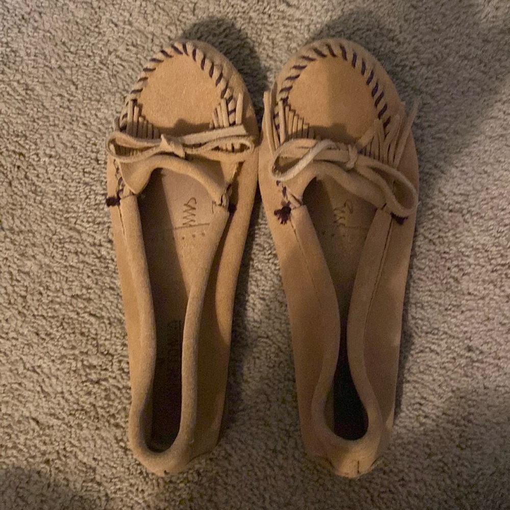 Womens Minnetonka Kilty Moccasins